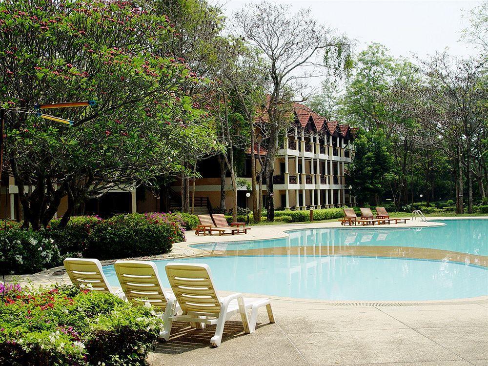 Pavilion Rim Kwai Resort Канчанабури Экстерьер фото